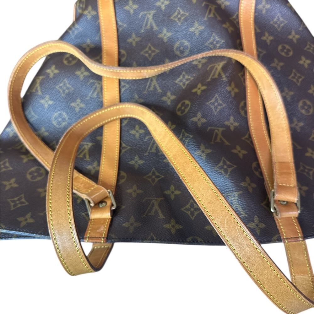 Louis Vuitton Classic Monogram Sac Shopper  Tote with Tan Straps - Picture 4 of 7